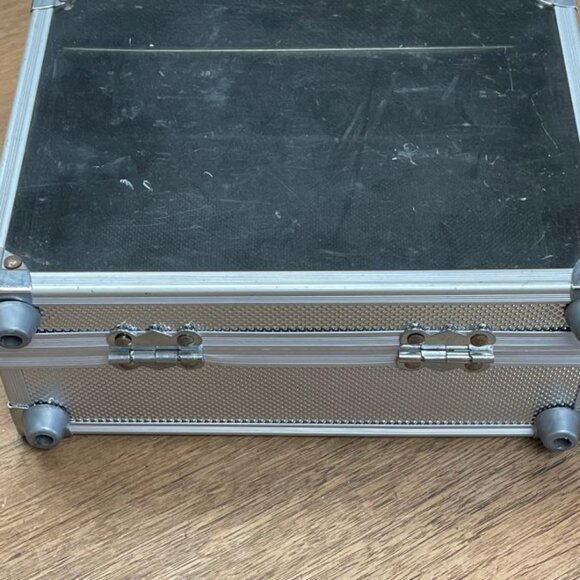 Small Metal and Acrylic Carrying Case with Handle - 8x6x3 - GUC - Picture 7 of 8